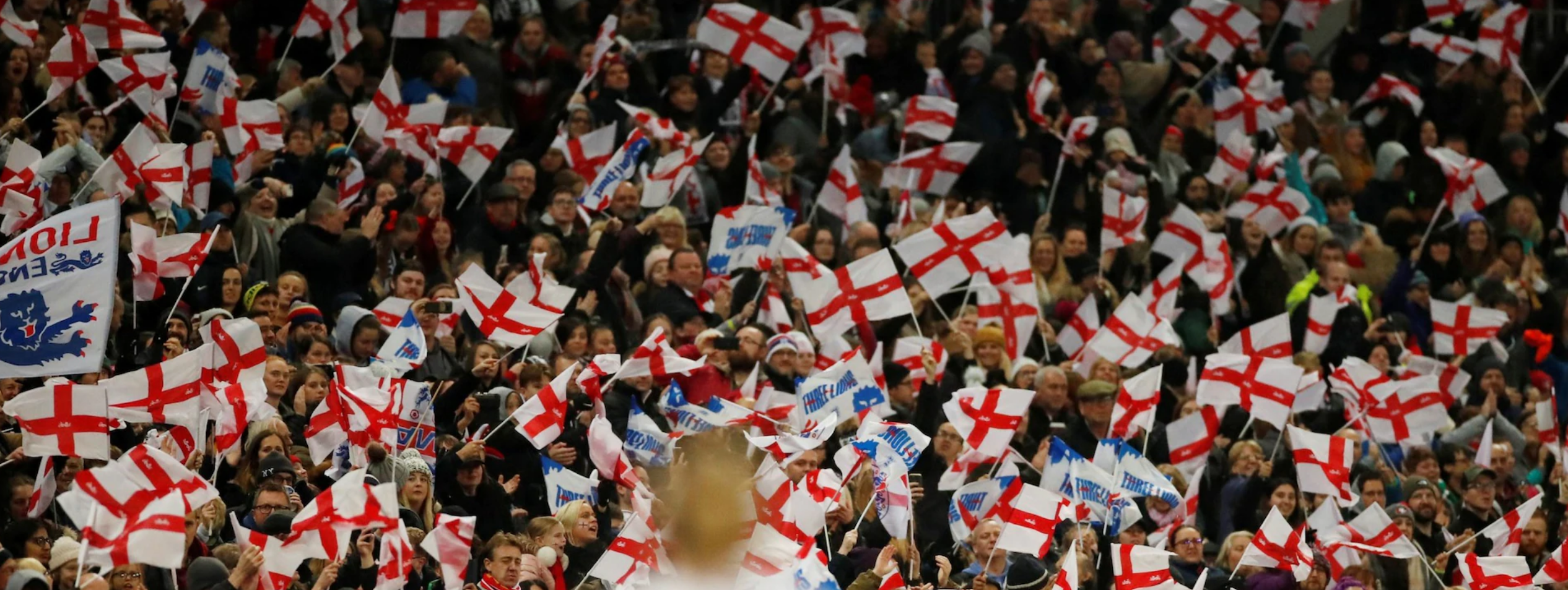 england-flag-fans